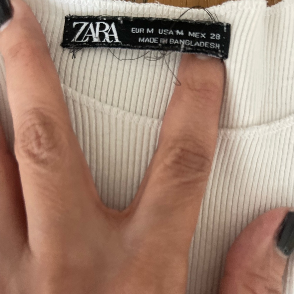Zara White Top Size M - Picture 2 of 2